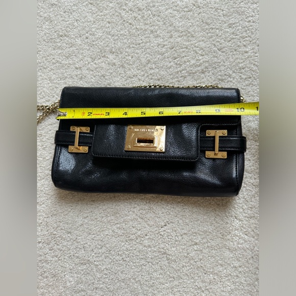 Michael Kors black leather shoulder bag with gold chain and hardware - Picture 7 of 16